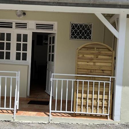 Appartement Cosy Et Bien Situe 포르드프랑스 외부 사진