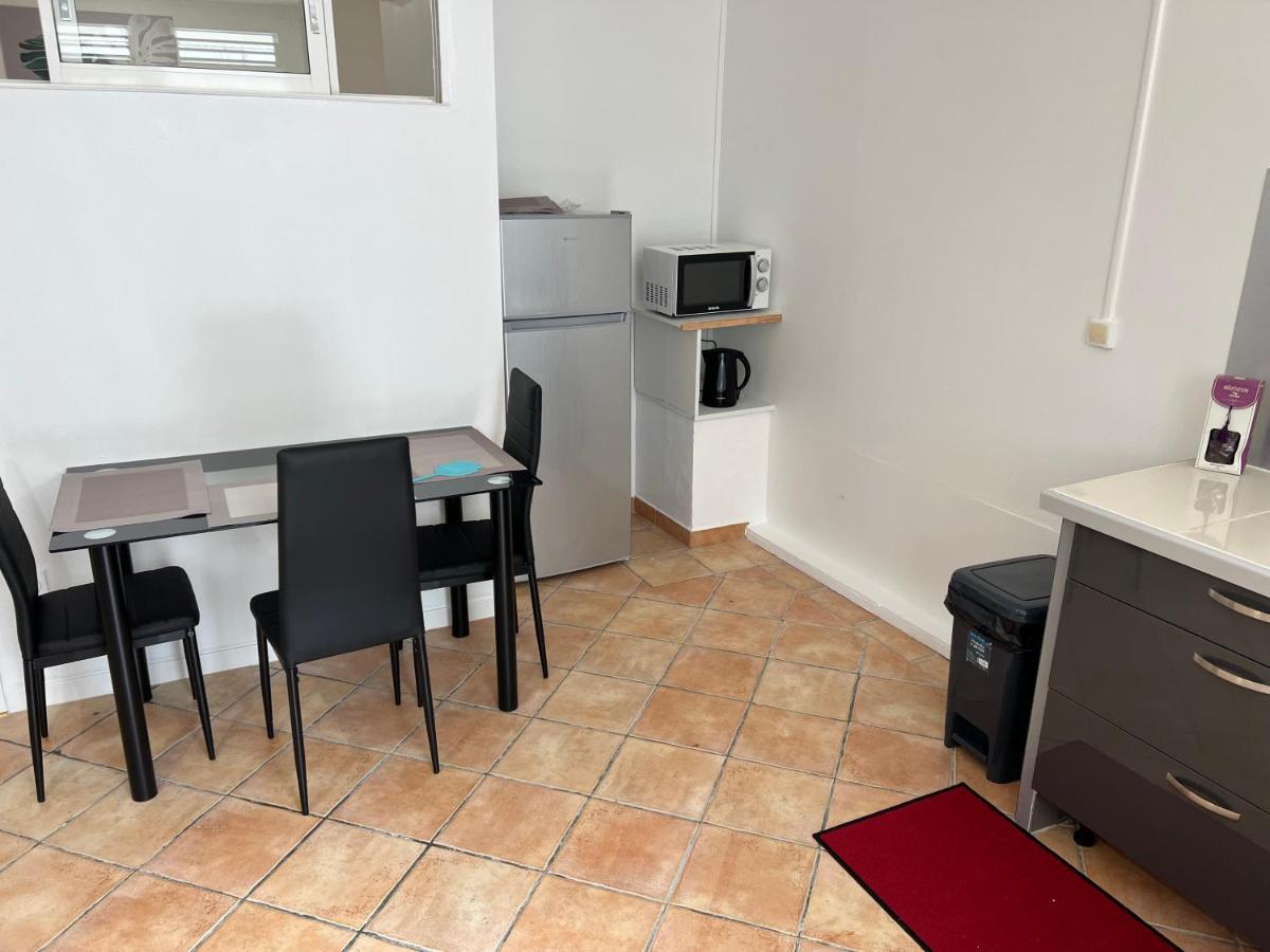 Appartement Cosy Et Bien Situe 포르드프랑스 외부 사진